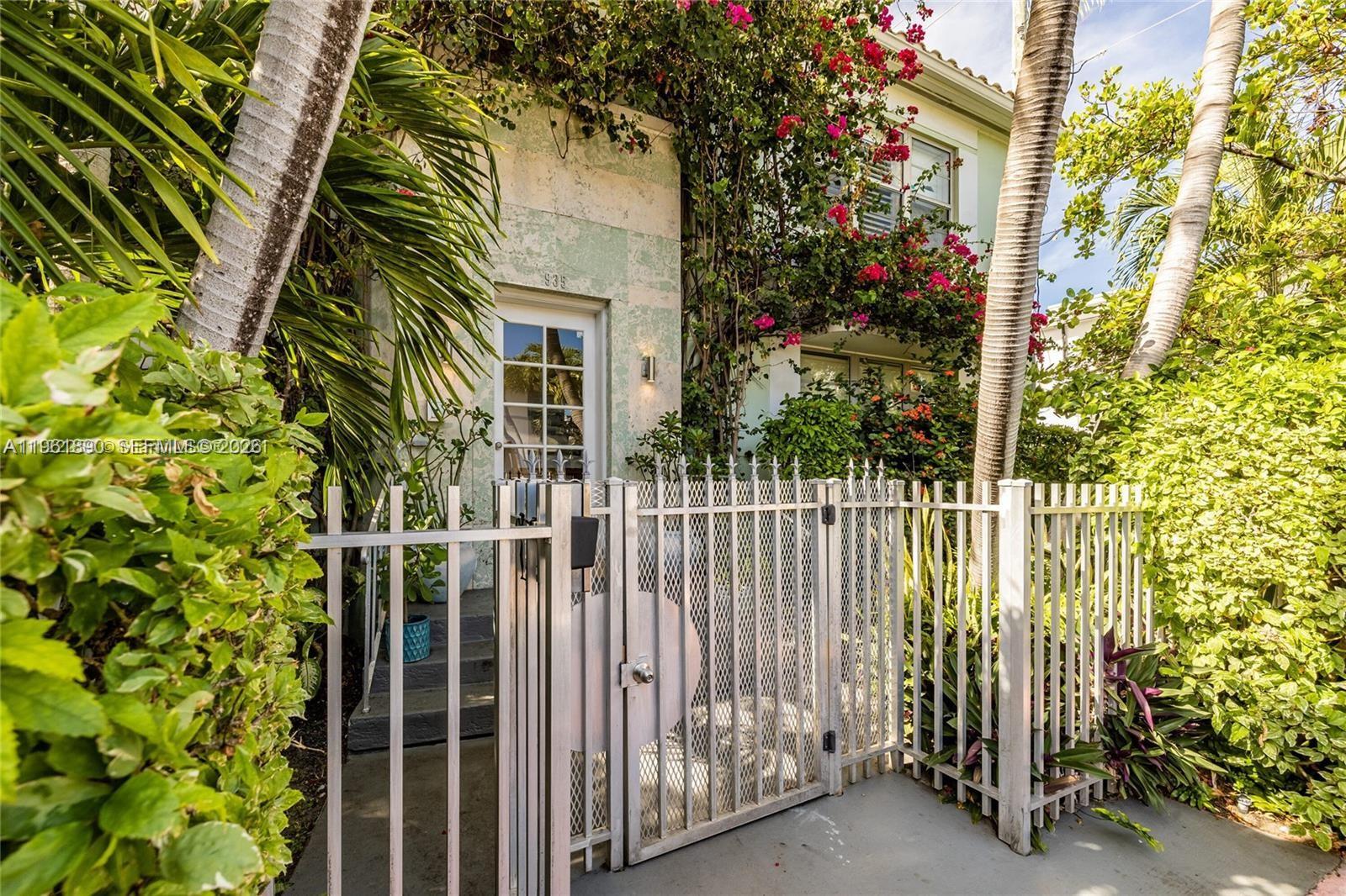 935 10th St #3 Miami Beach, FL 33139