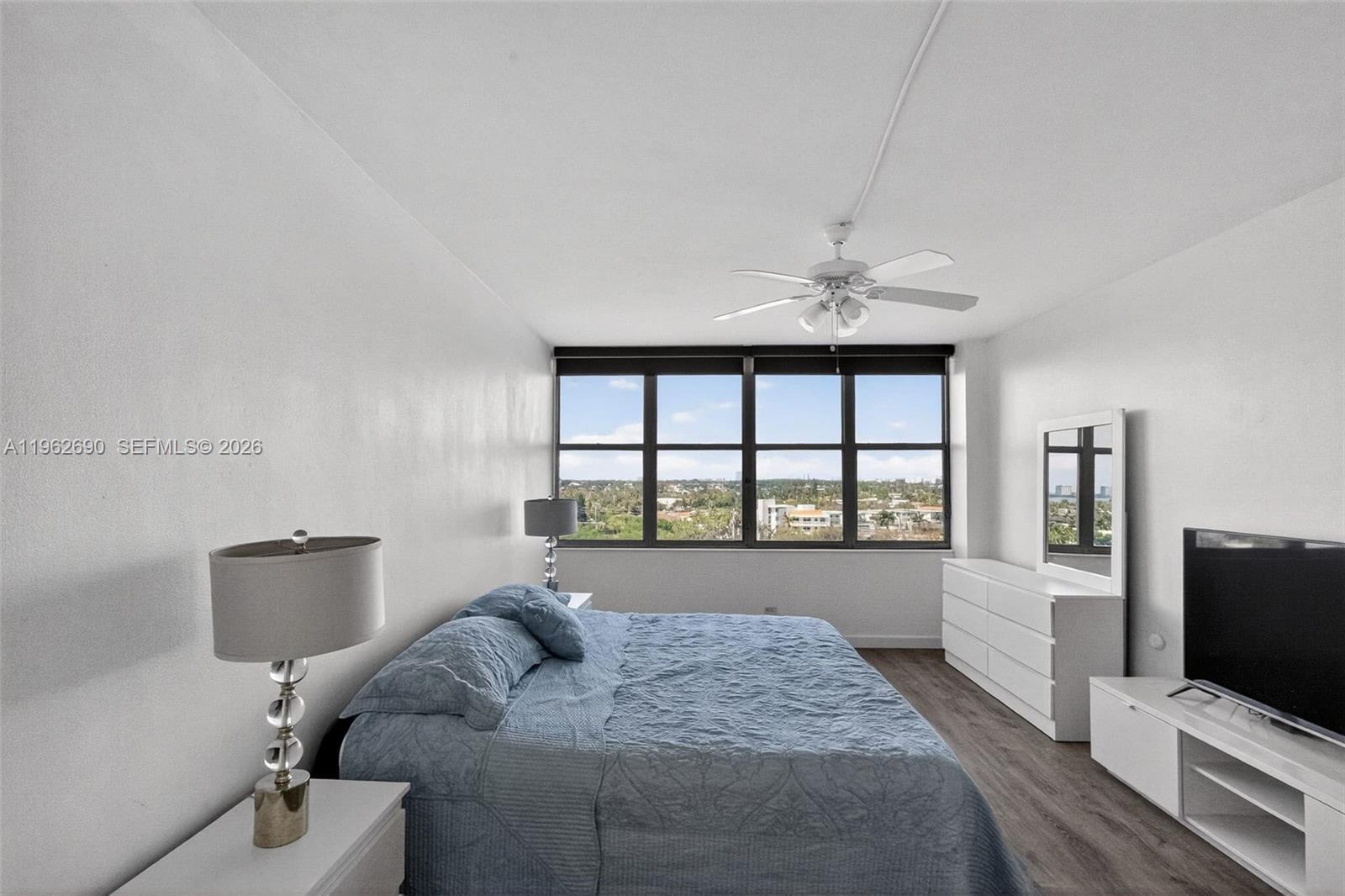 7441 Wayne Ave #8J Miami Beach, FL 33141