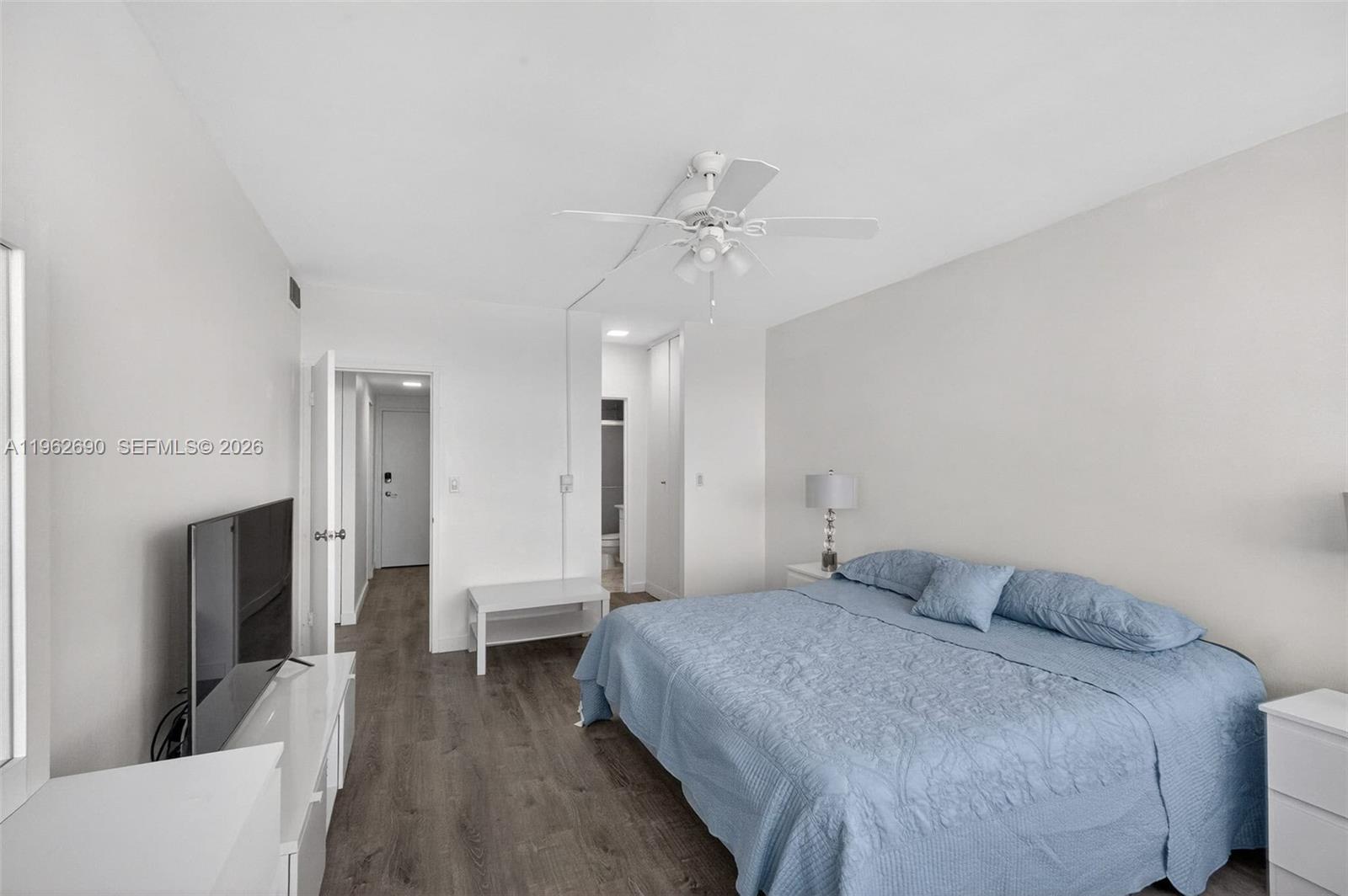 7441 Wayne Ave #8J Miami Beach, FL 33141