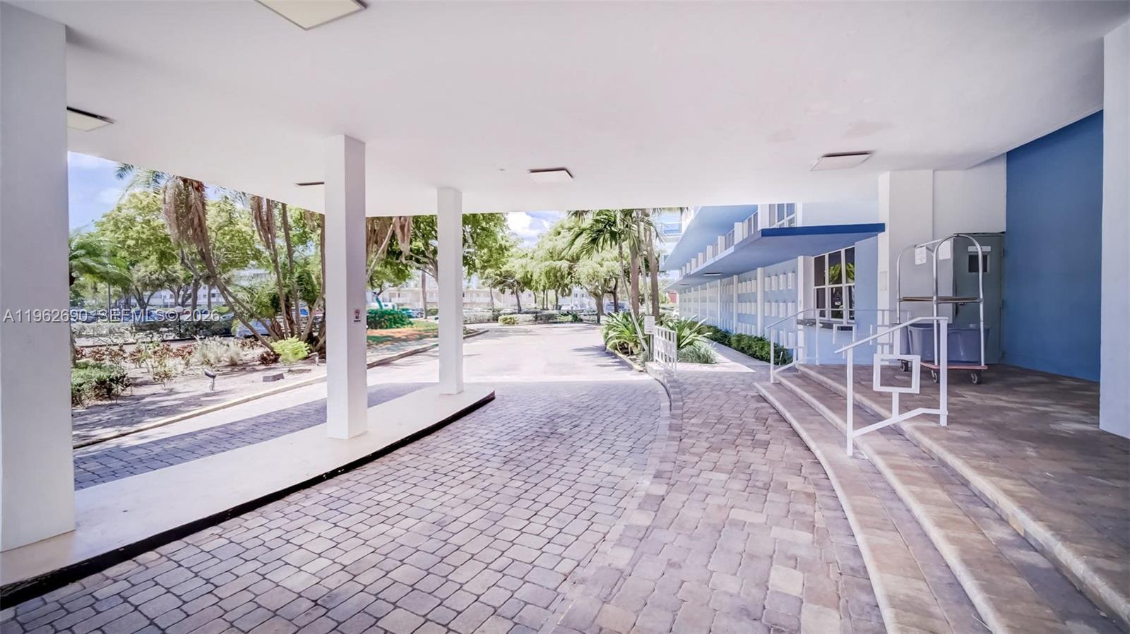 7441 Wayne Ave #8J Miami Beach, FL 33141