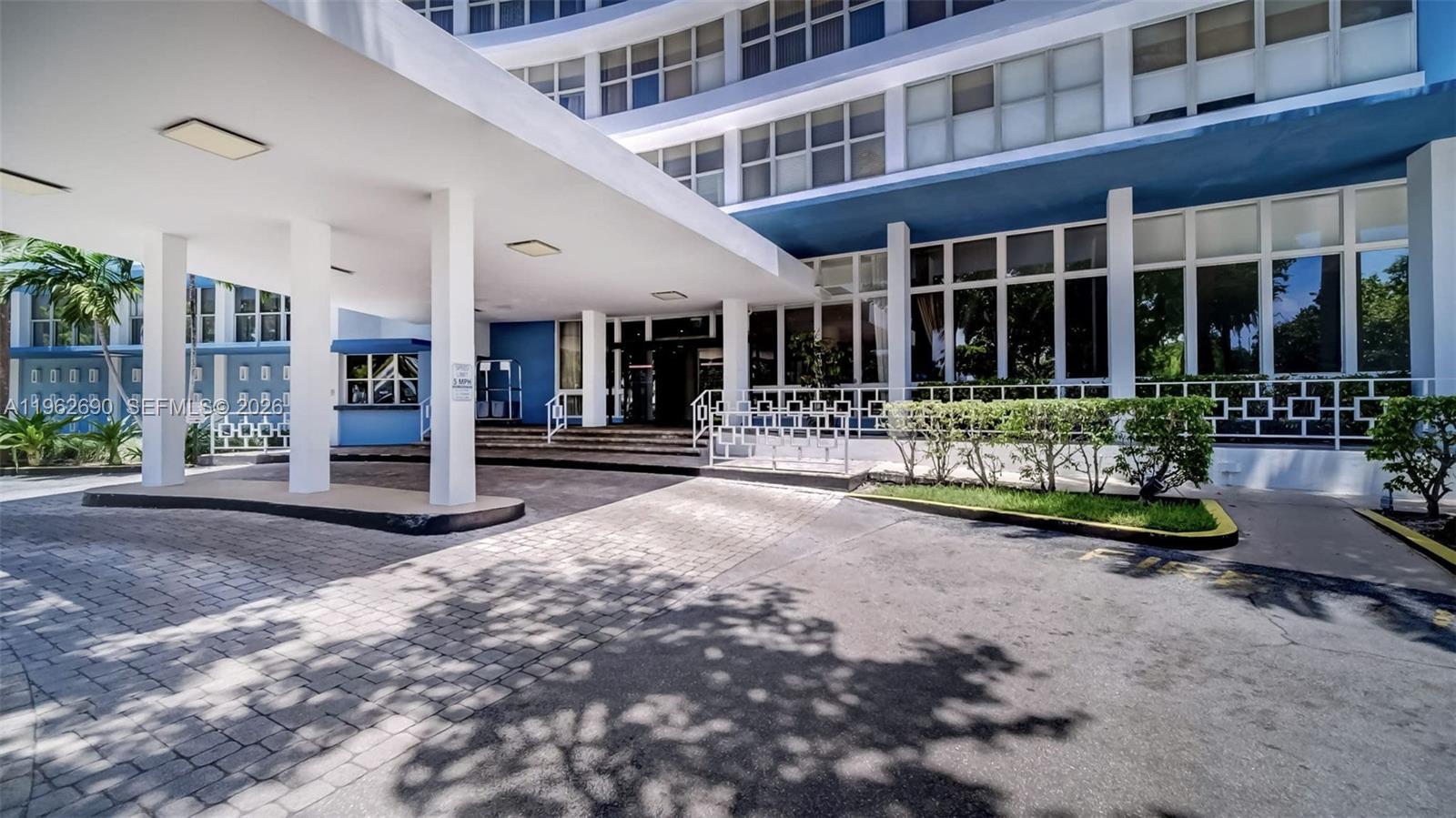 7441 Wayne Ave #8J Miami Beach, FL 33141