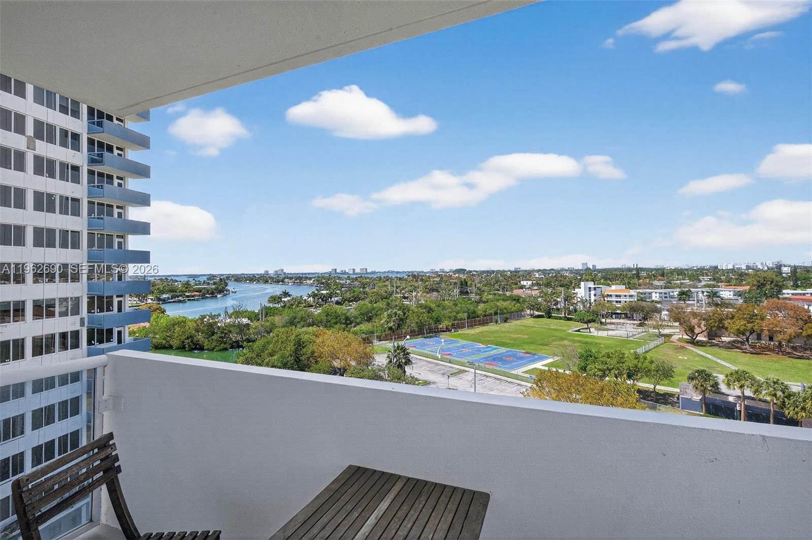 7441 Wayne Ave #8J Miami Beach, FL 33141