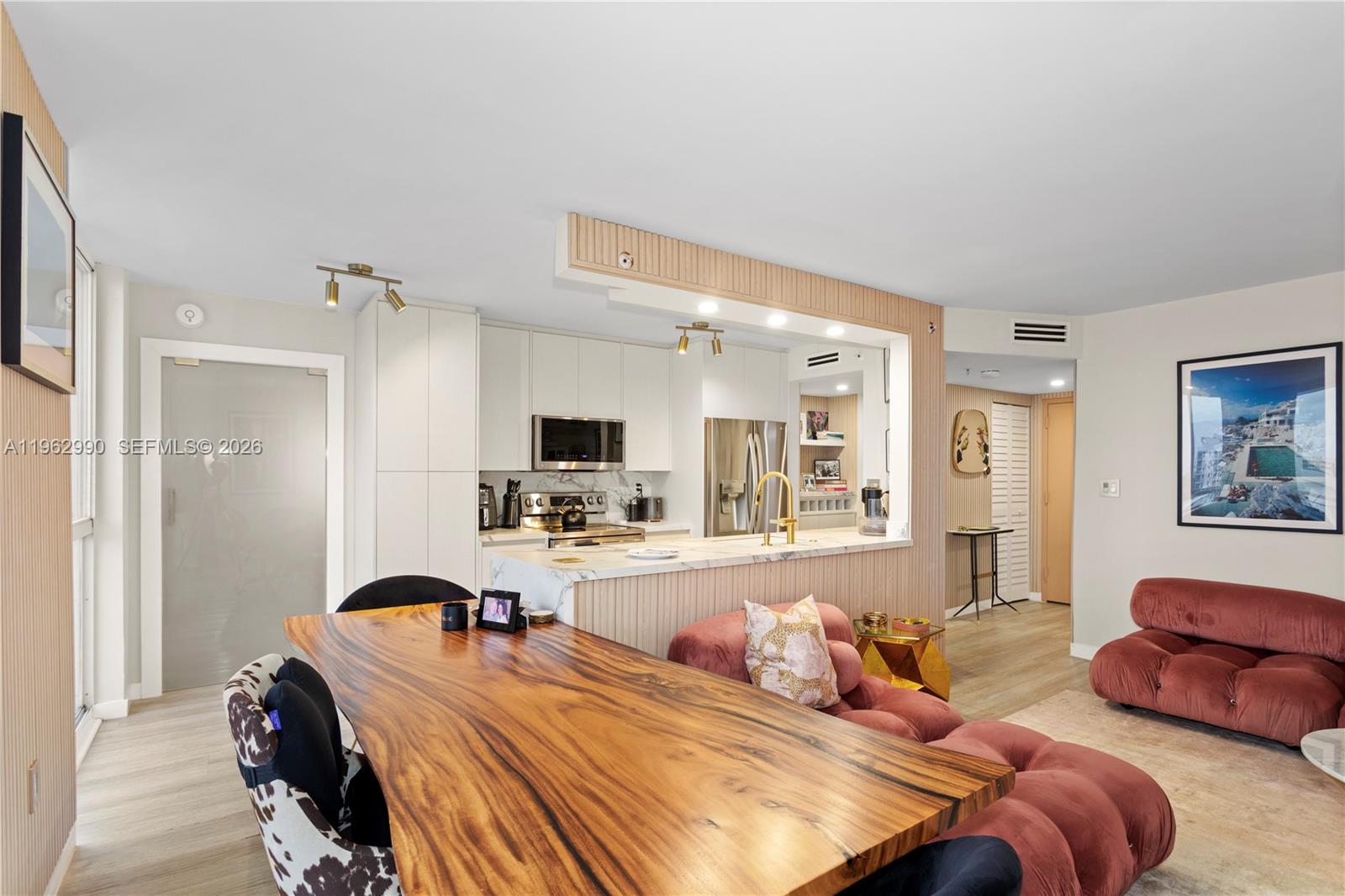 1688 West Ave #PH-04 Miami Beach, FL 33139