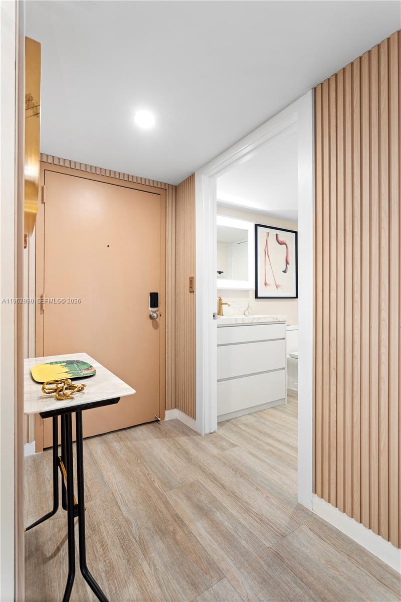 1688 West Ave #PH-04 Miami Beach, FL 33139