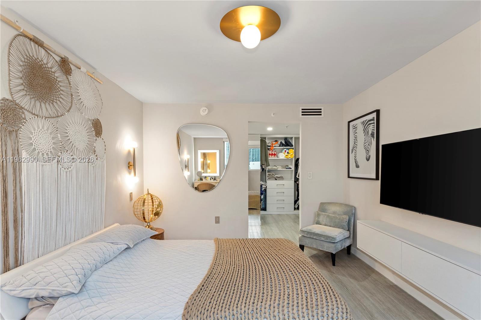 1688 West Ave #PH-04 Miami Beach, FL 33139