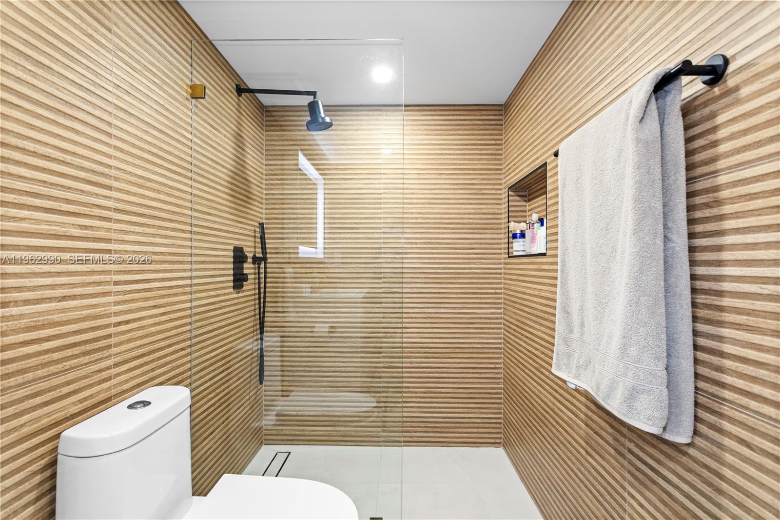 1688 West Ave #PH-04 Miami Beach, FL 33139