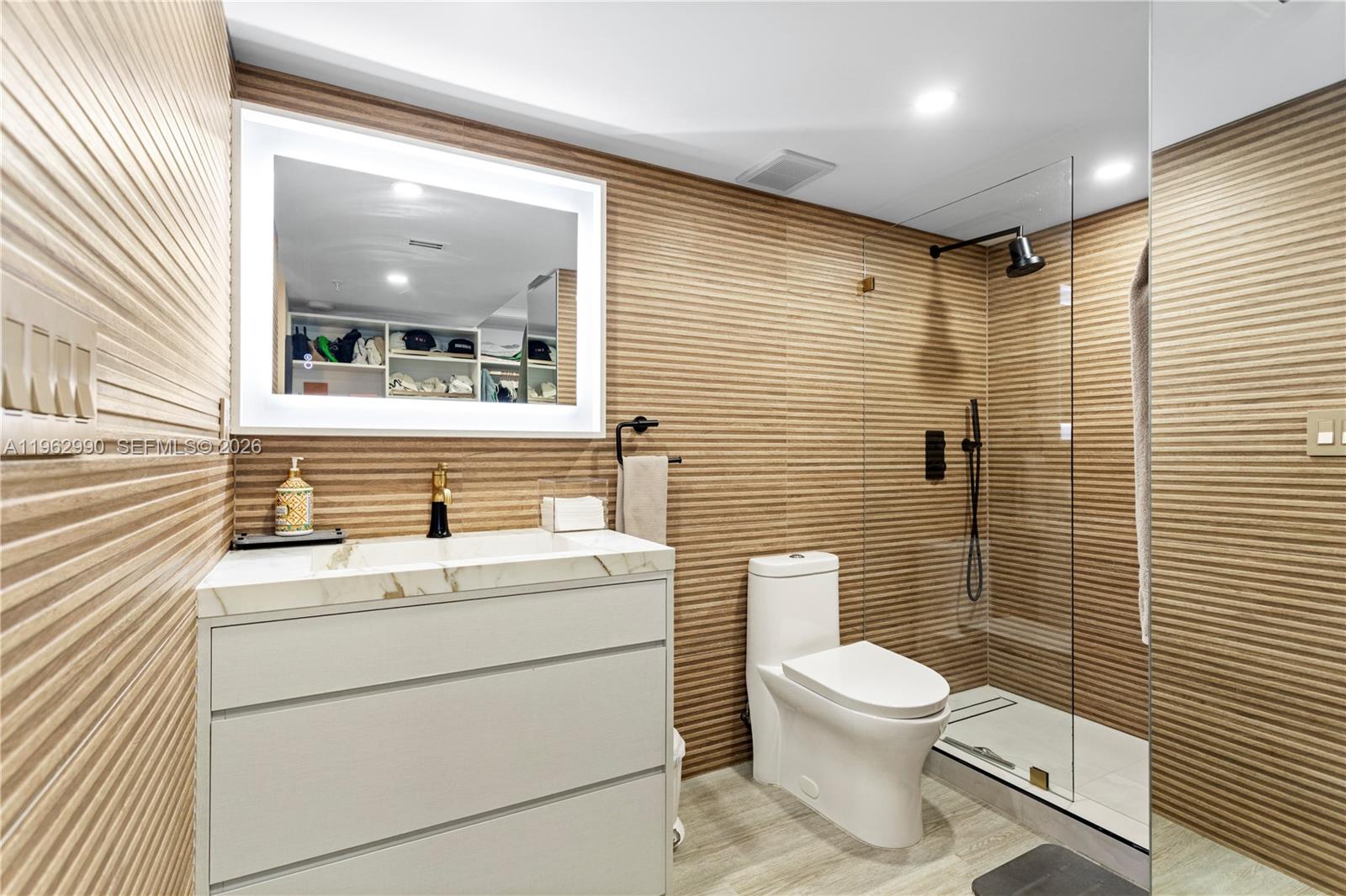 1688 West Ave #PH-04 Miami Beach, FL 33139