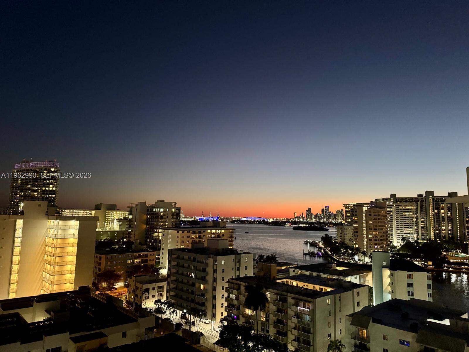 1688 West Ave #PH-04 Miami Beach, FL 33139