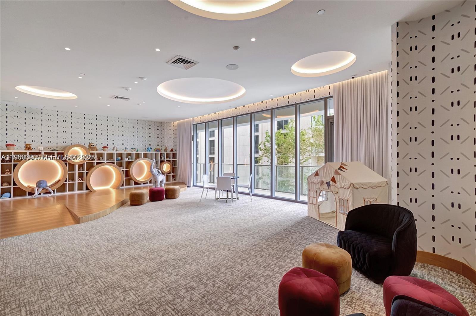 2655 S Bayshore Dr #706 Miami, FL 33133