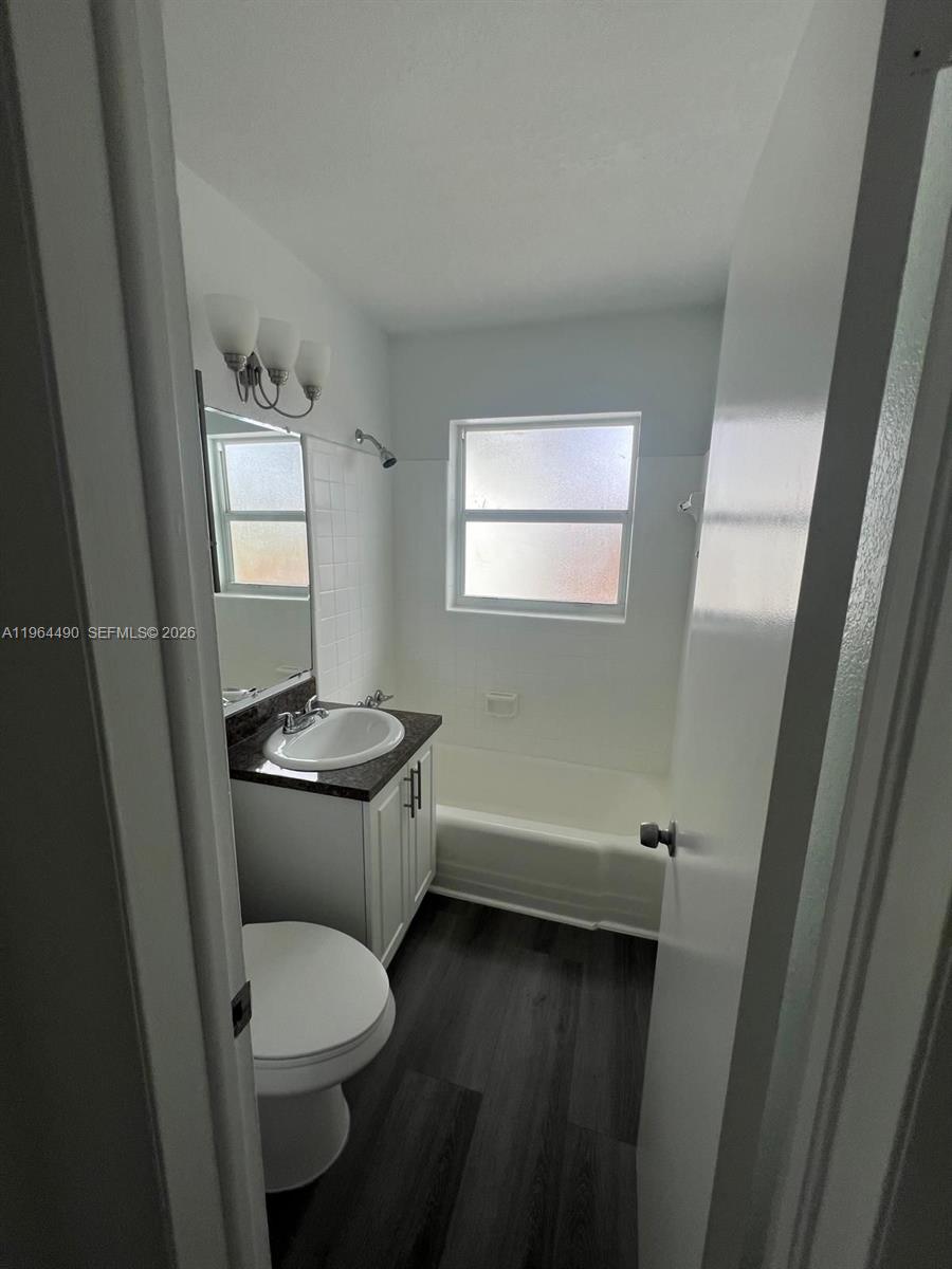 2561 NW 18th Ct Fort Lauderdale, FL 33311