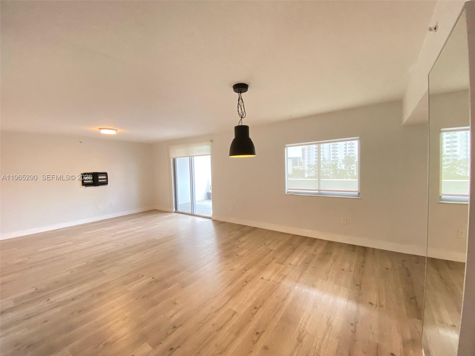 36 NW 6th Ave #708 Miami, FL 33128