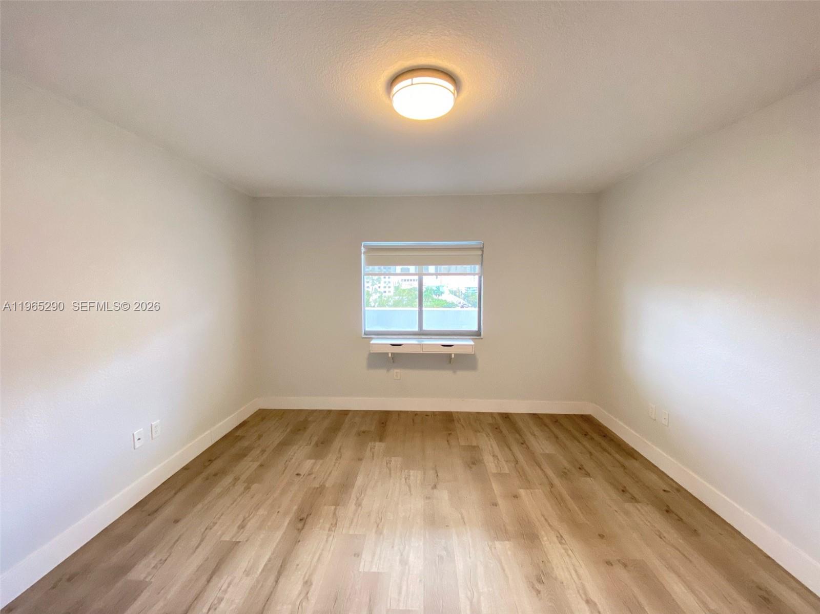 36 NW 6th Ave #708 Miami, FL 33128