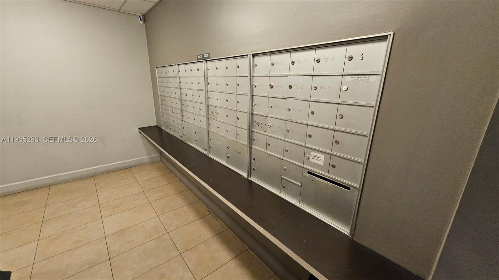 36 NW 6th Ave #708 Miami, FL 33128