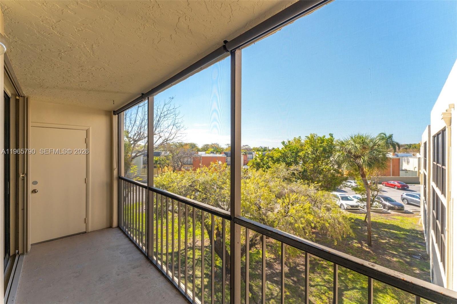 8045 SW 107th Ave #303 Miami, FL 33173