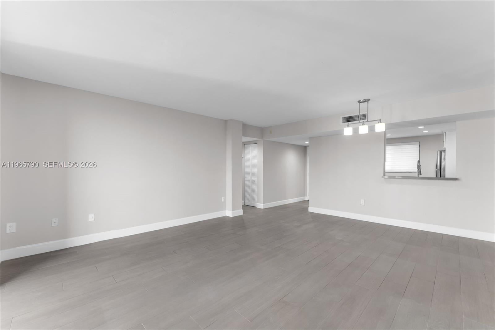 8045 SW 107th Ave #303 Miami, FL 33173