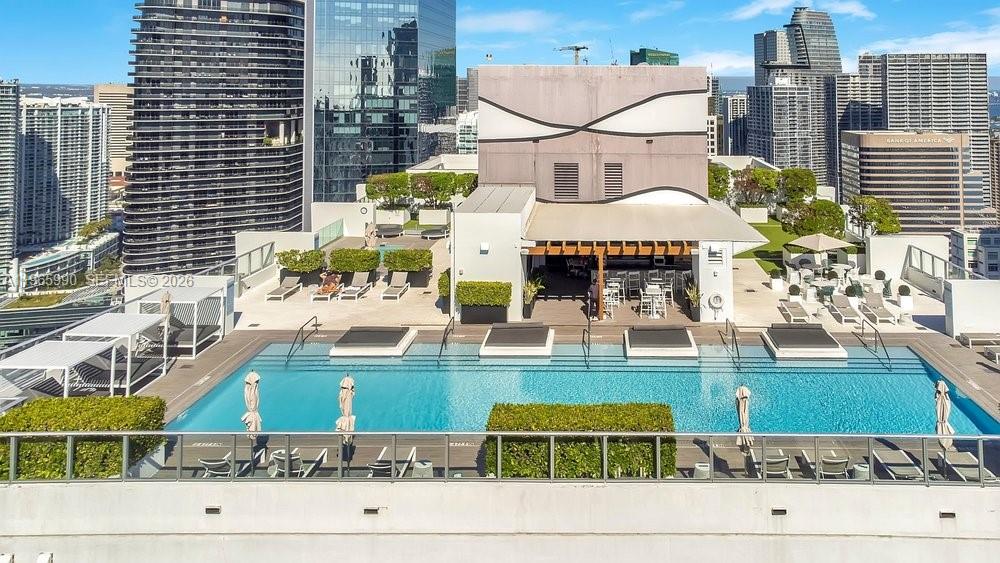 1010 Brickell Ave #4011 Miami, FL 33131