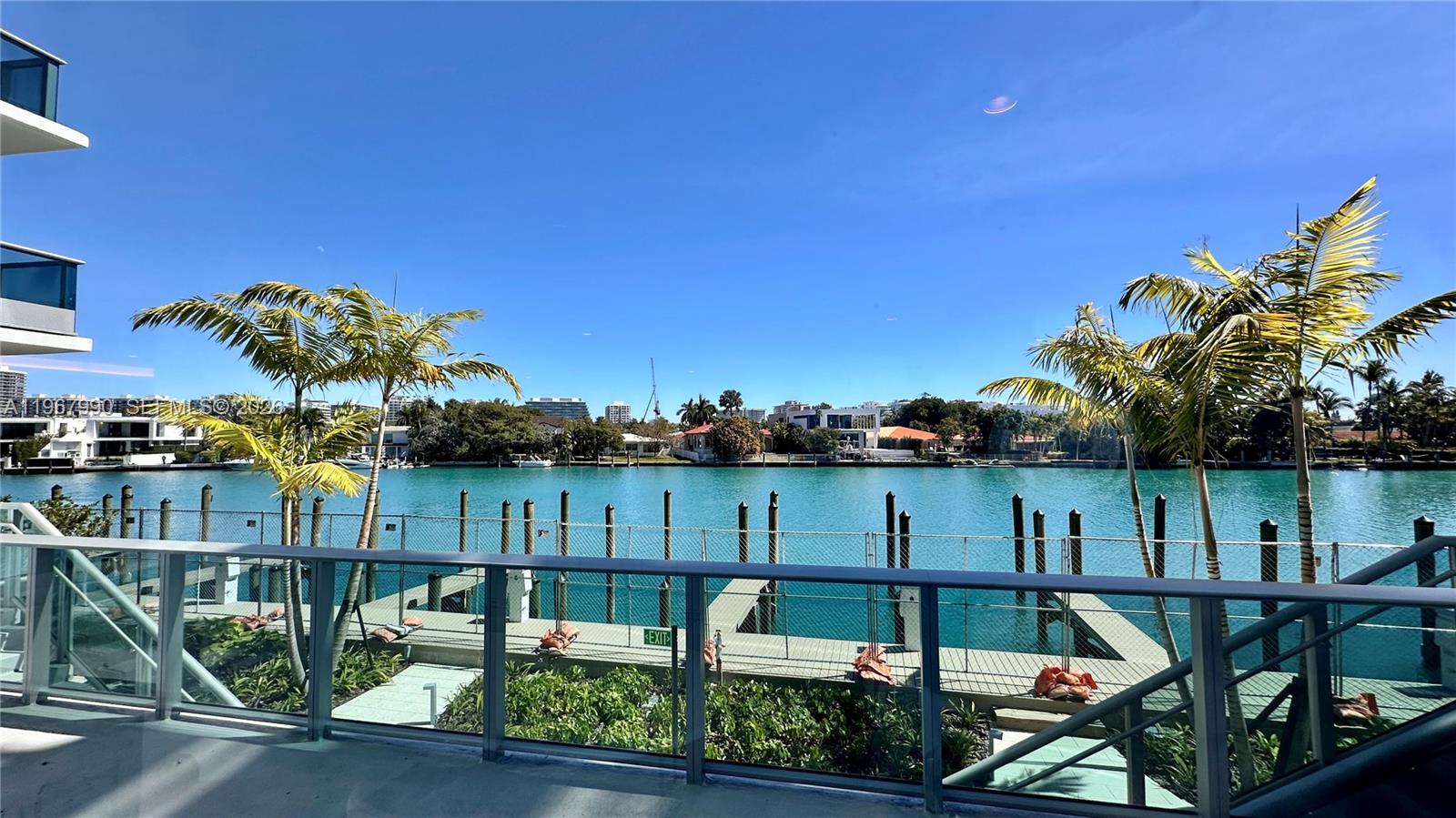 image La Baia Bay Harbor85