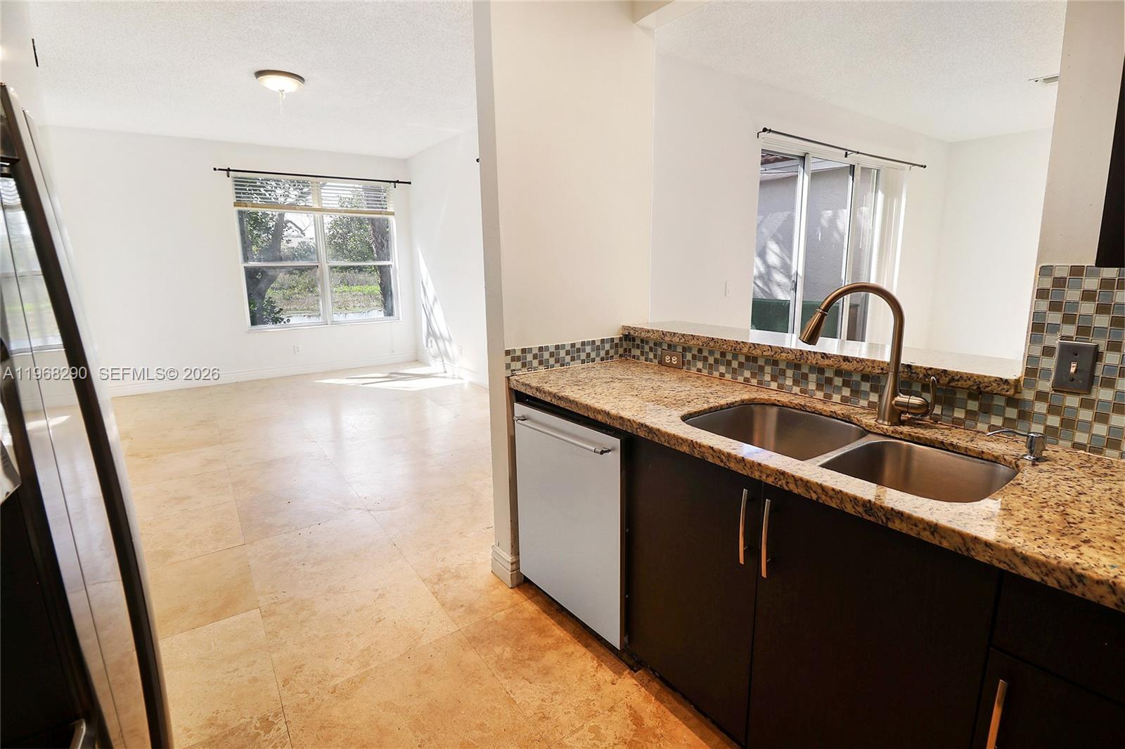 13212 NW 8th St Pembroke Pines, FL 33028