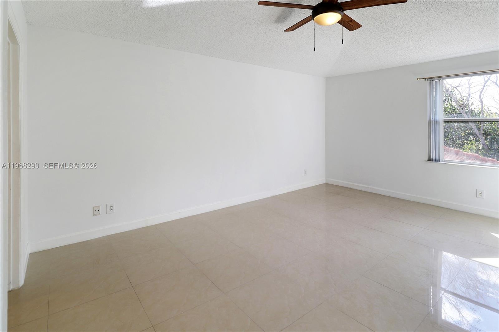 13212 NW 8th St Pembroke Pines, FL 33028