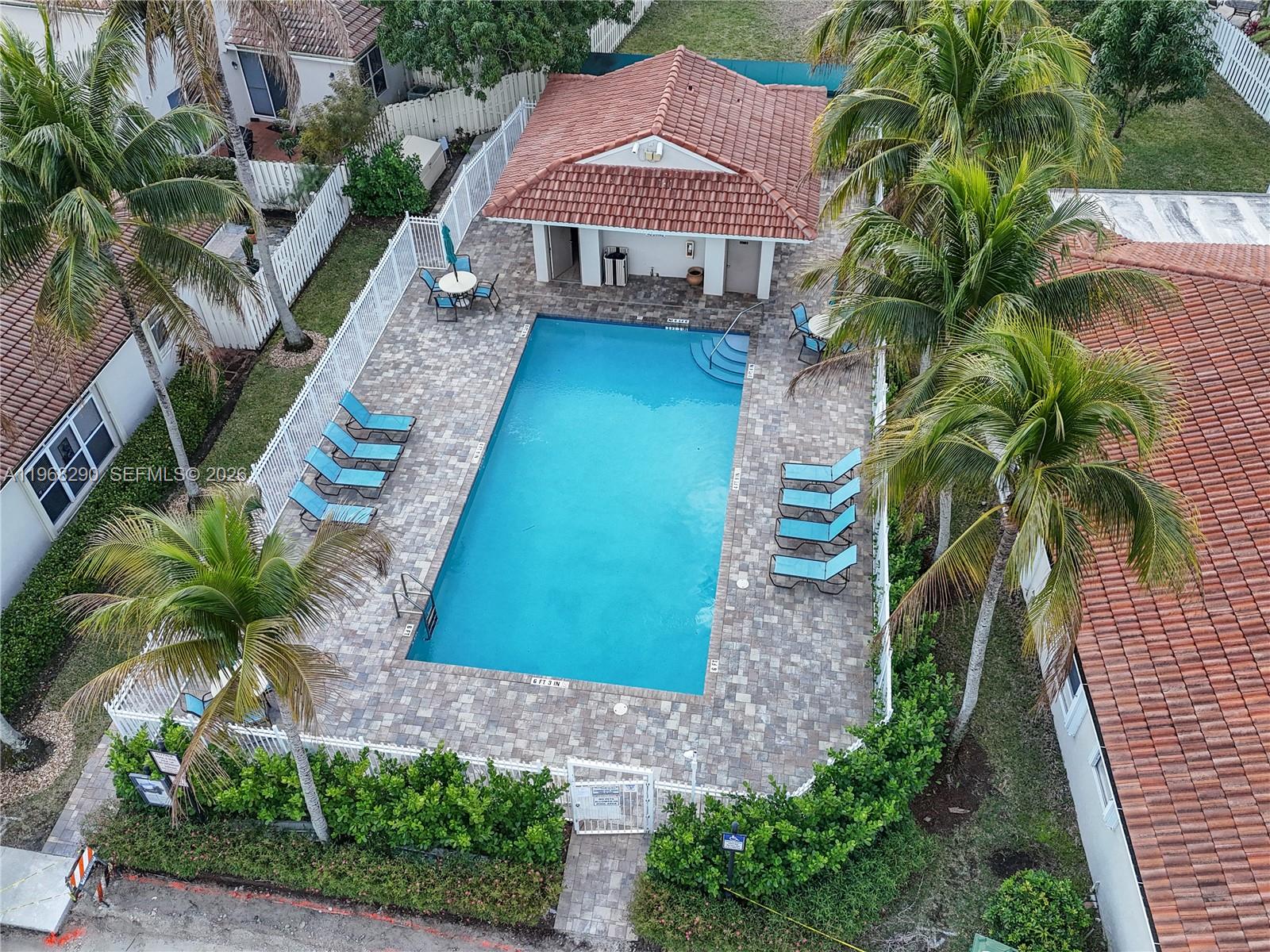 13212 NW 8th St Pembroke Pines, FL 33028