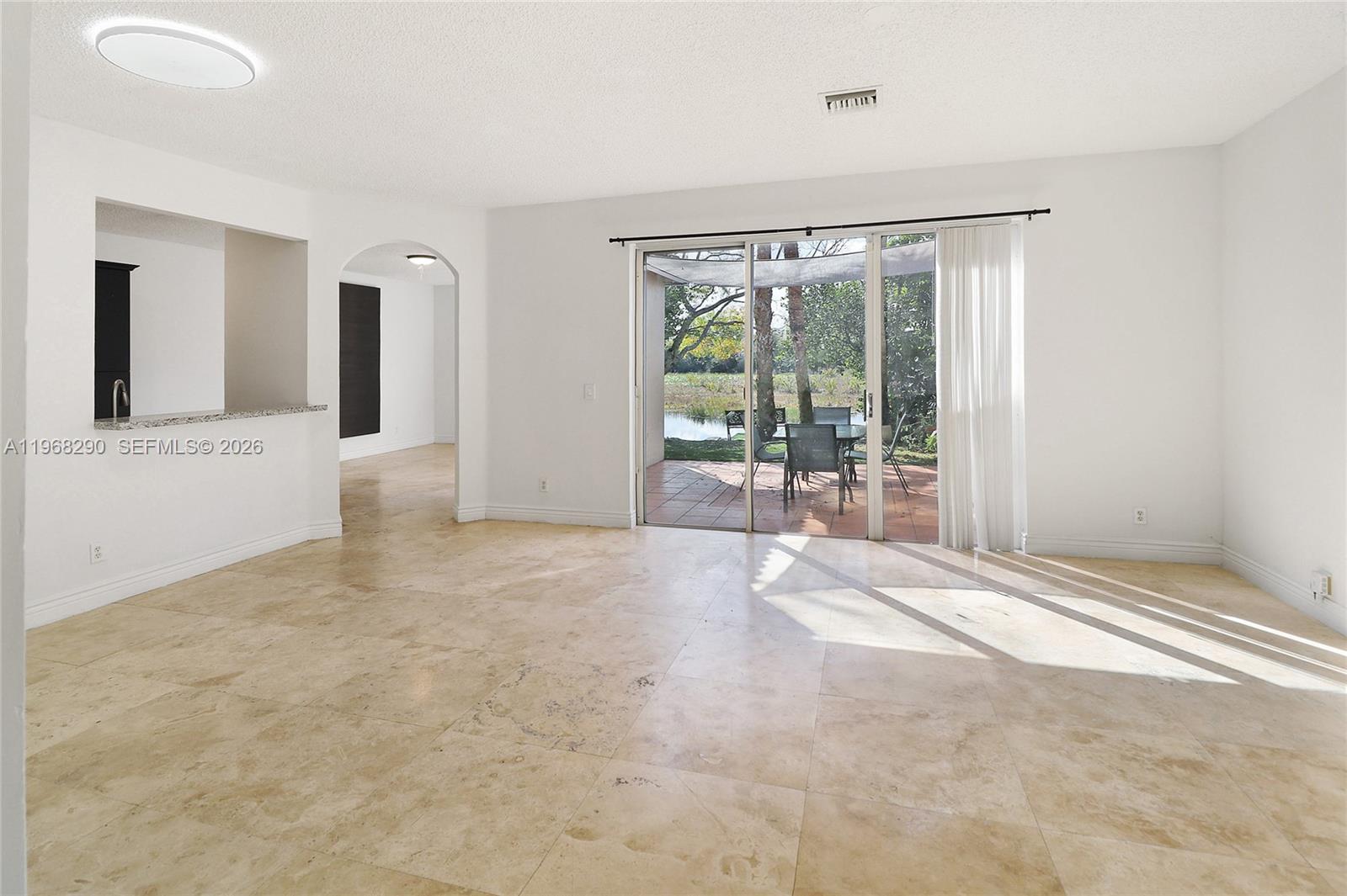 13212 NW 8th St Pembroke Pines, FL 33028