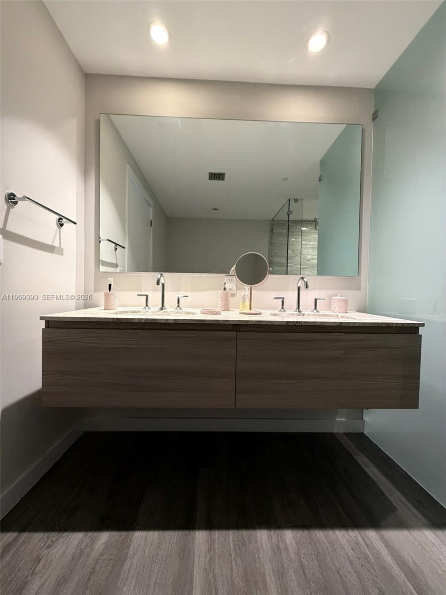 image Biscayne Beach42