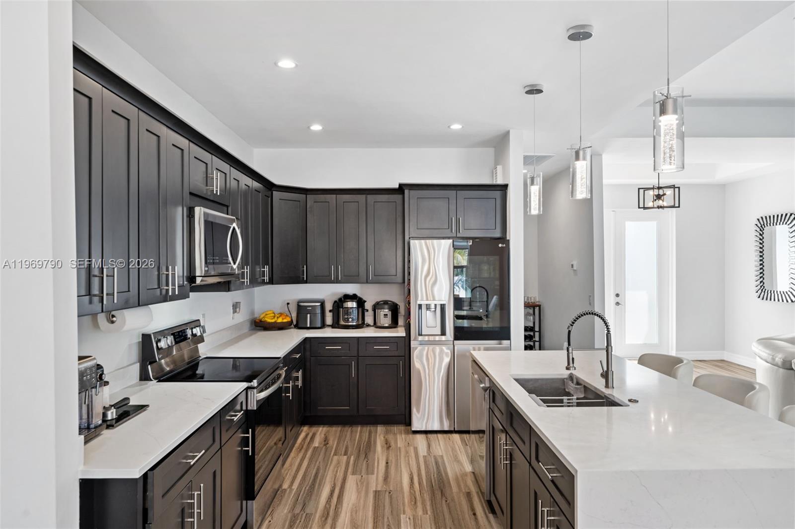 1017 NW 15th Ter Cape Coral, FL 33993