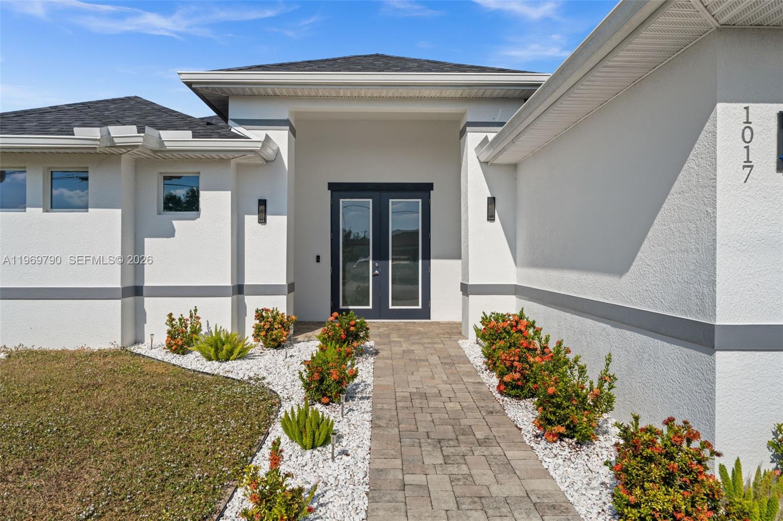 1017 NW 15th Ter Cape Coral, FL 33993