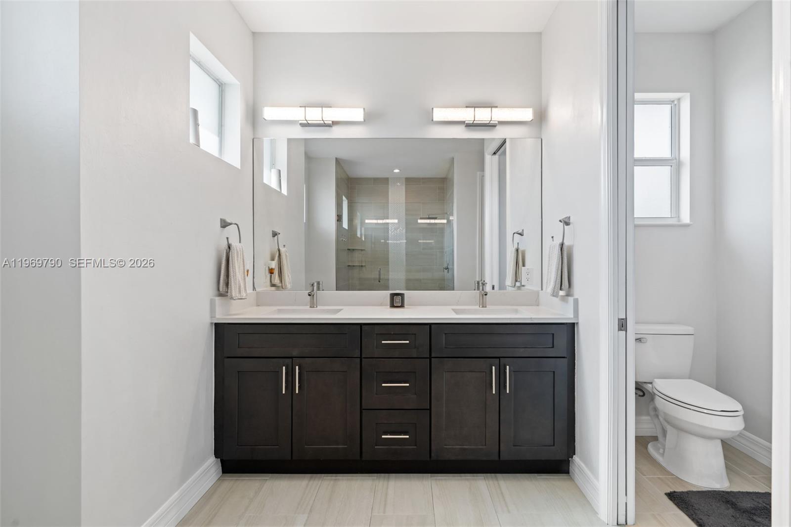 1017 NW 15th Ter Cape Coral, FL 33993