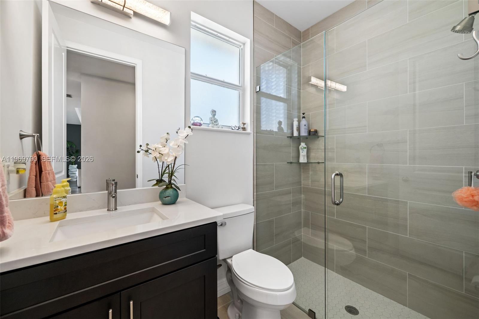 1017 NW 15th Ter Cape Coral, FL 33993