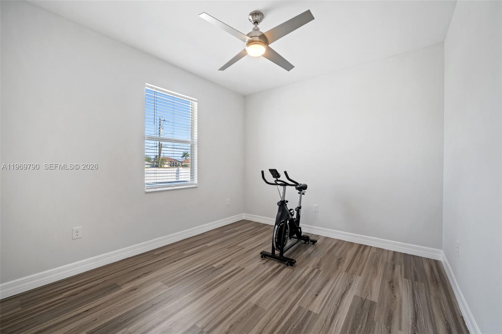 1017 NW 15th Ter Cape Coral, FL 33993