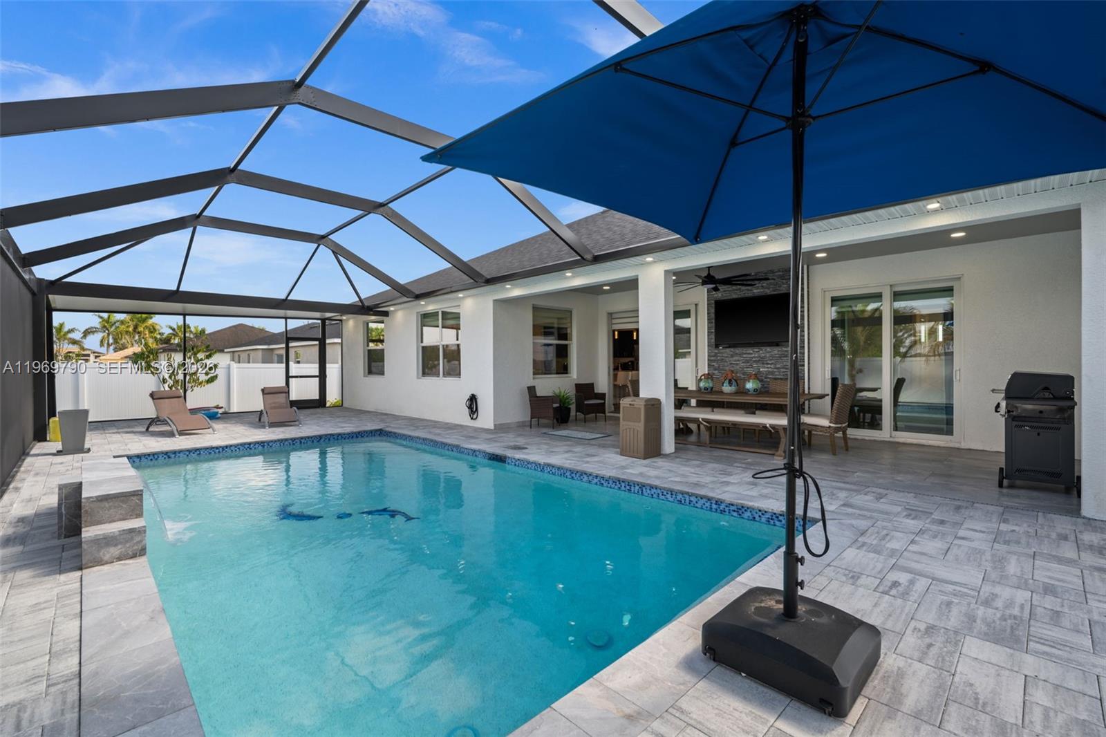 1017 NW 15th Ter Cape Coral, FL 33993