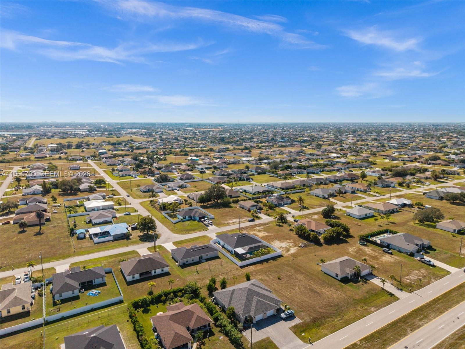 1017 NW 15th Ter Cape Coral, FL 33993