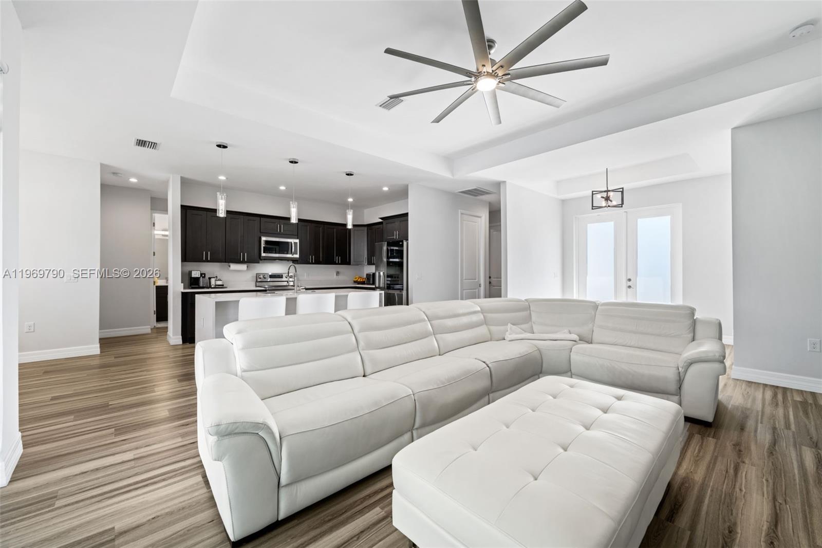 1017 NW 15th Ter Cape Coral, FL 33993