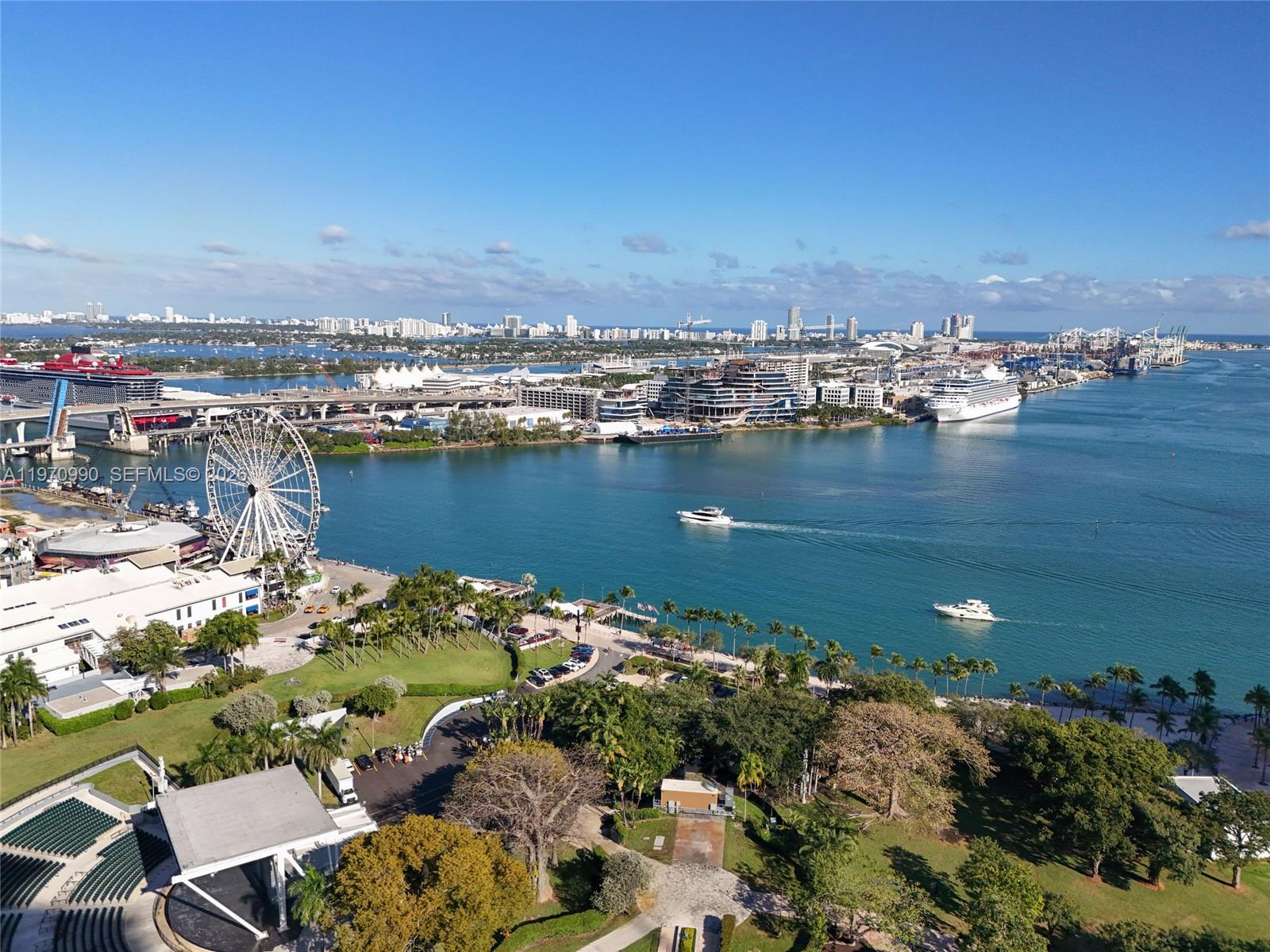 image Vizcayne South28