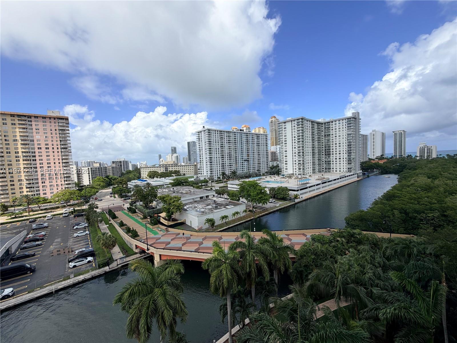image Porto Bellagio Condo38