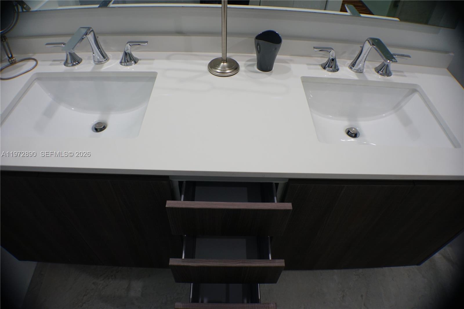 image Aria on the Bay6