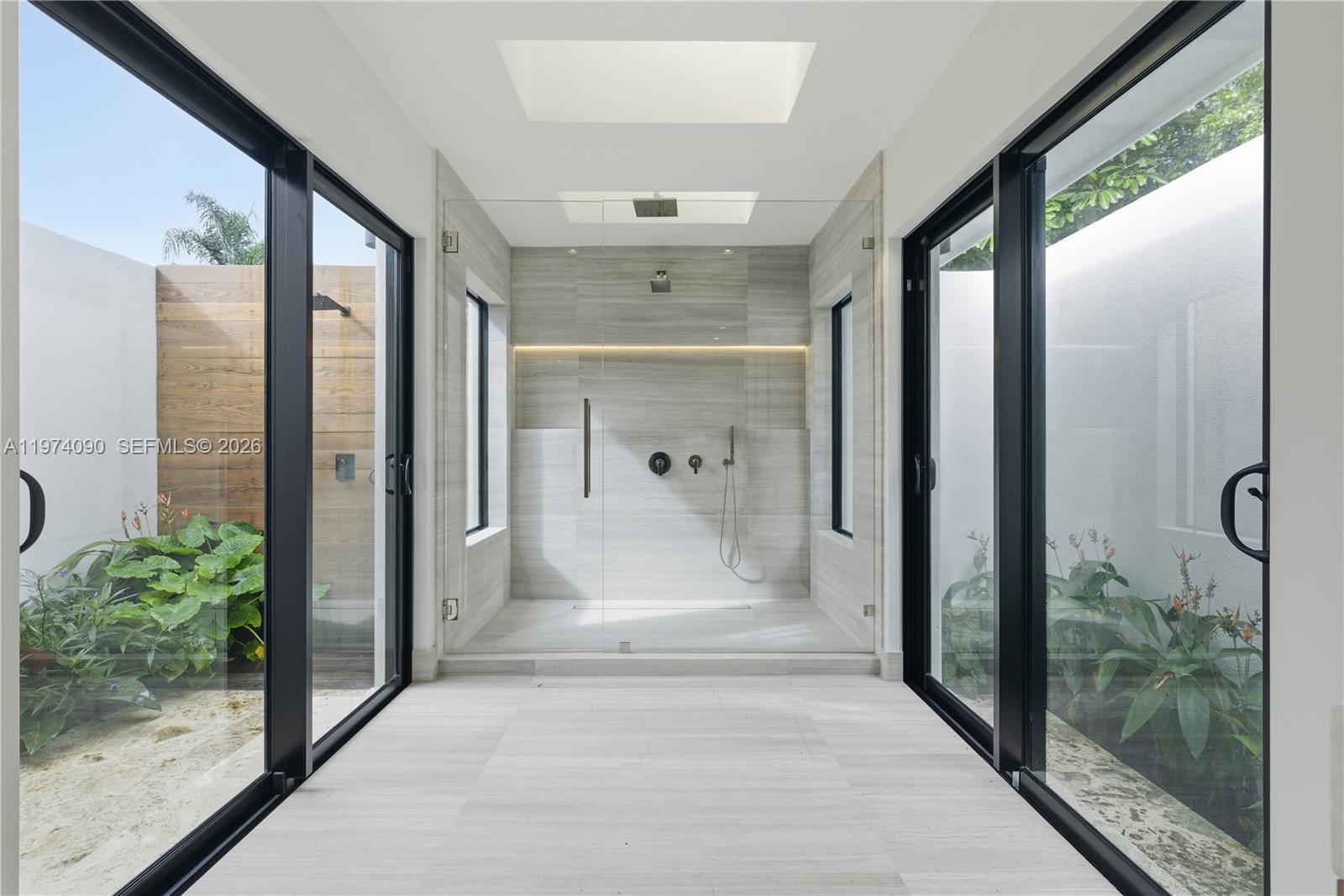 12050 SW 90th Ave Miami, FL 33176