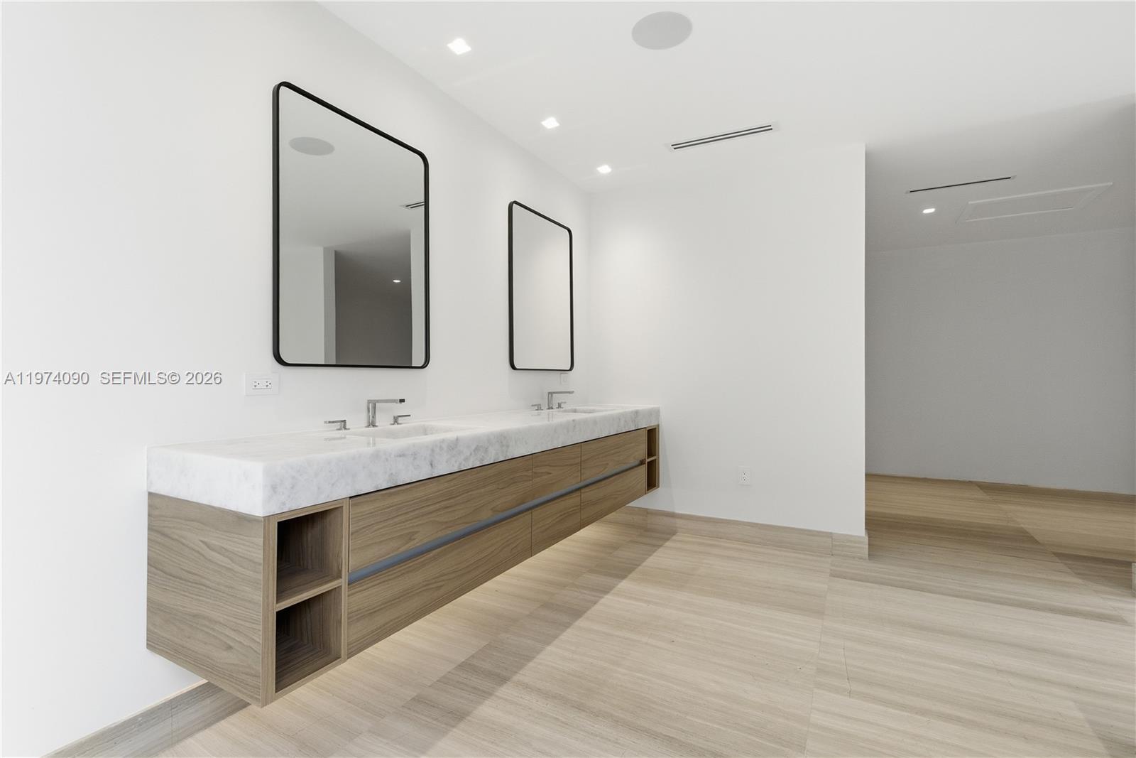 12050 SW 90th Ave Miami, FL 33176