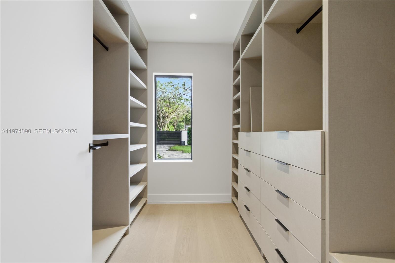 12050 SW 90th Ave Miami, FL 33176