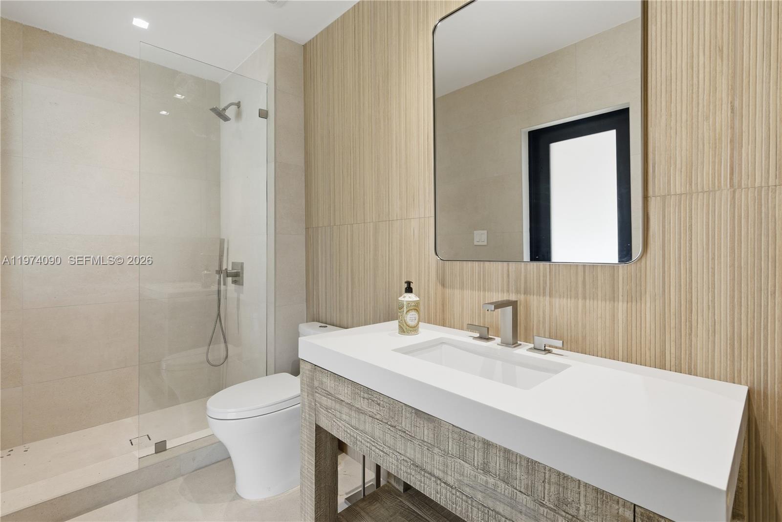 12050 SW 90th Ave Miami, FL 33176