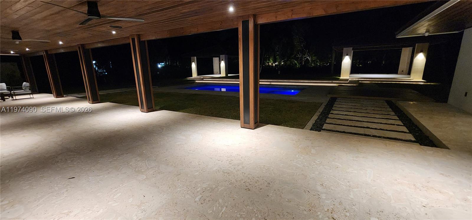 12050 SW 90th Ave Miami, FL 33176