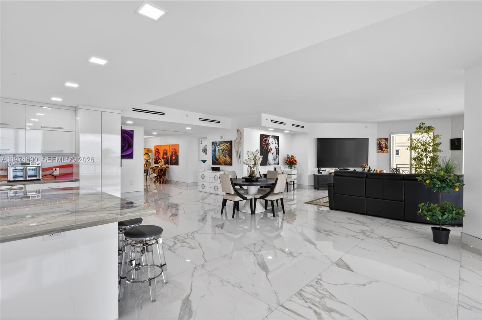 3415 N Ocean Dr #401 Hollywood, FL 33019