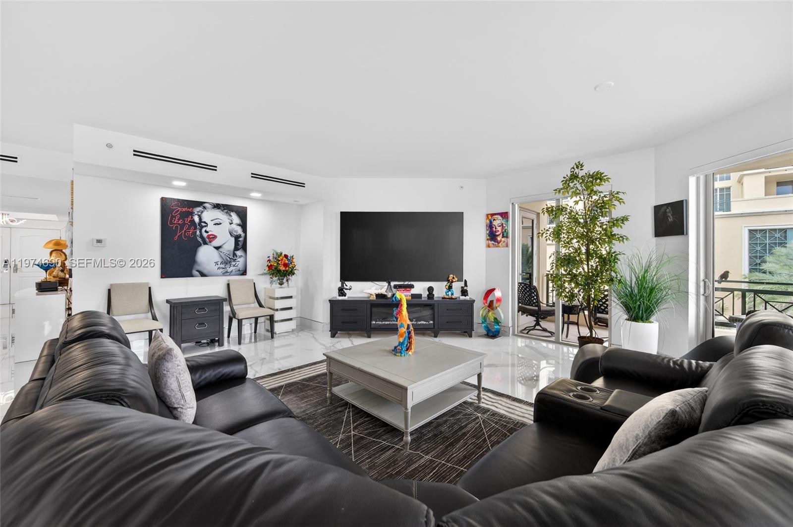 3415 N Ocean Dr #401 Hollywood, FL 33019