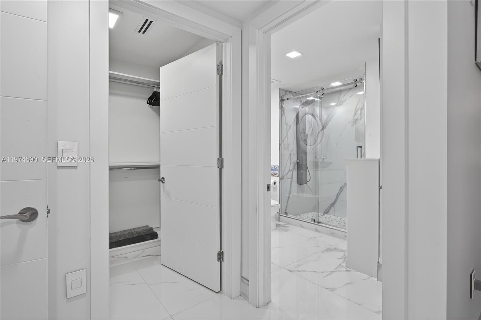 3415 N Ocean Dr #401 Hollywood, FL 33019