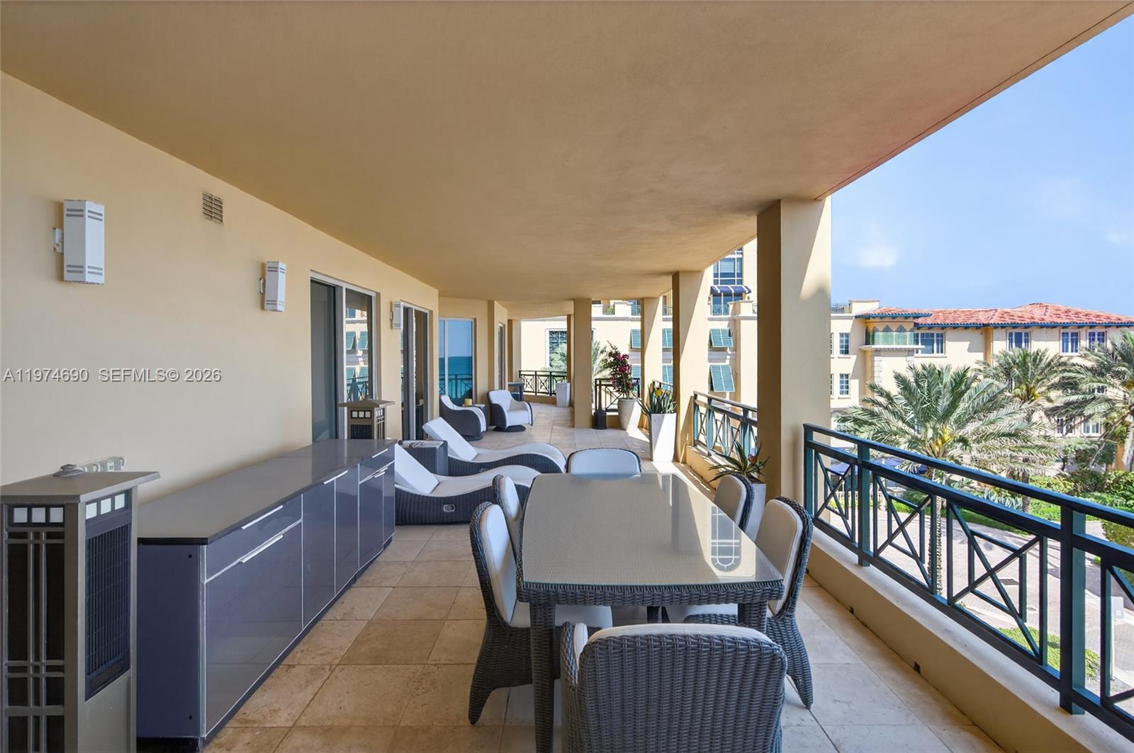 3415 N Ocean Dr #401 Hollywood, FL 33019