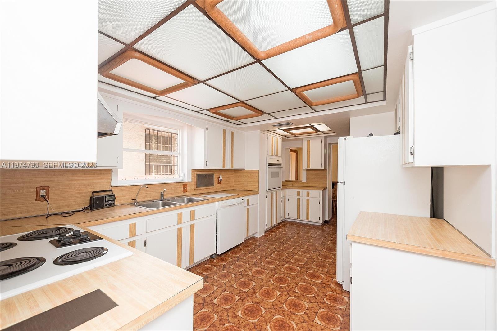 1727 SW 11th Ter Miami, FL 33135