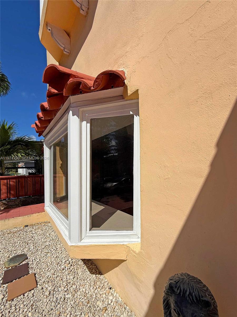 1727 SW 11th Ter Miami, FL 33135