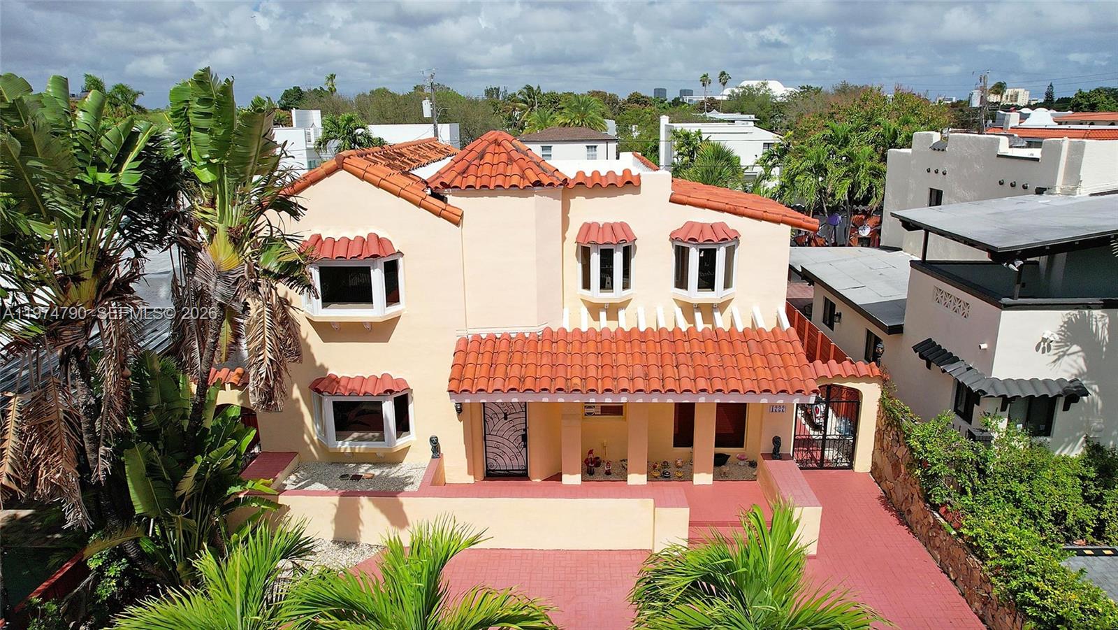 1727 SW 11th Ter Miami, FL 33135