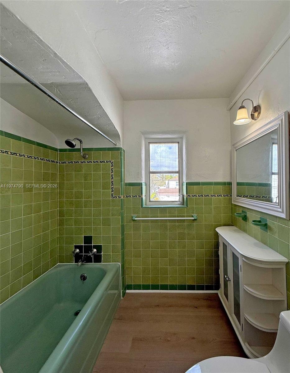 1727 SW 11th Ter Miami, FL 33135